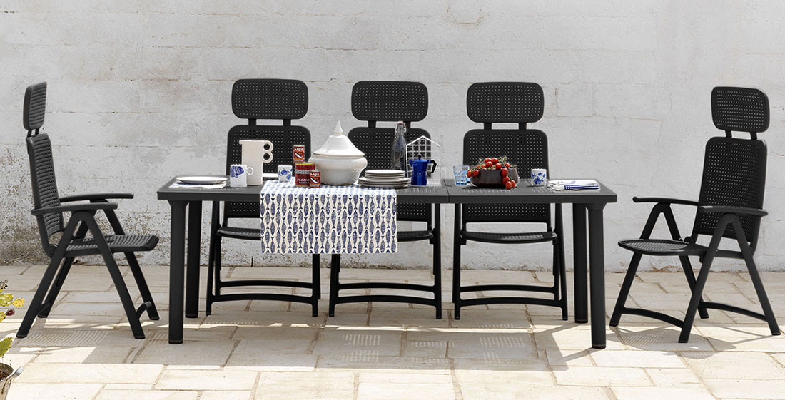 Top 7 Best Outdoor Table and Chairs in NZ 2024