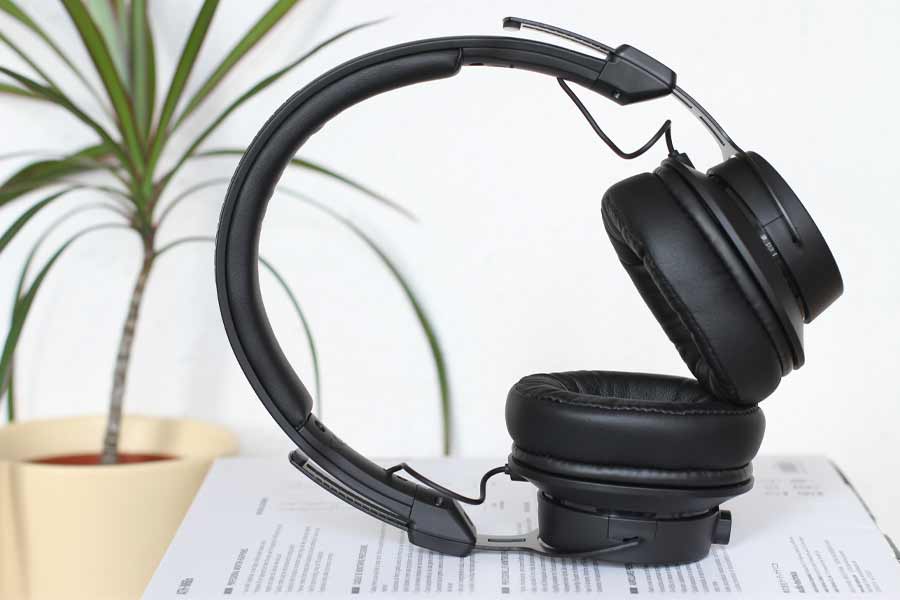 5 Best OverEar Headphones In NZ 2022