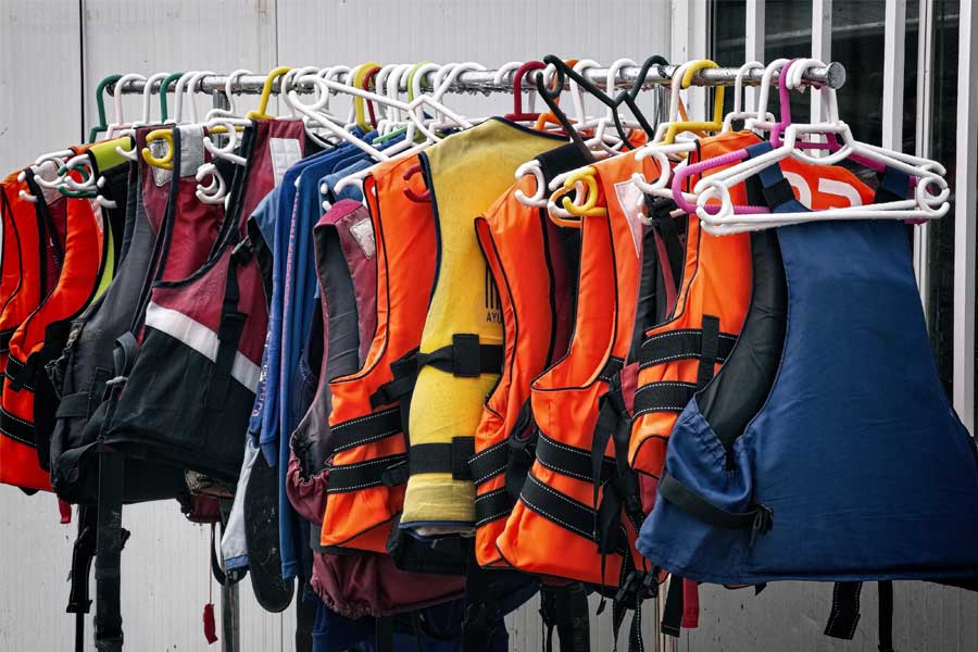 Top 5 Best Life Jackets in NZ 2022